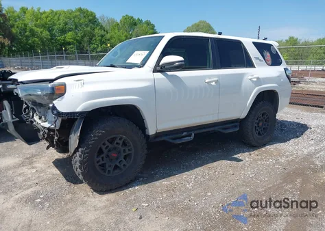 2019 Toyota 4Runner Trd Off Road Premium из США, поврежденный, VIN JTEBU5JR4K5659014